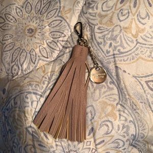 ADD FOR $5 💕 Steve Madden Keychain